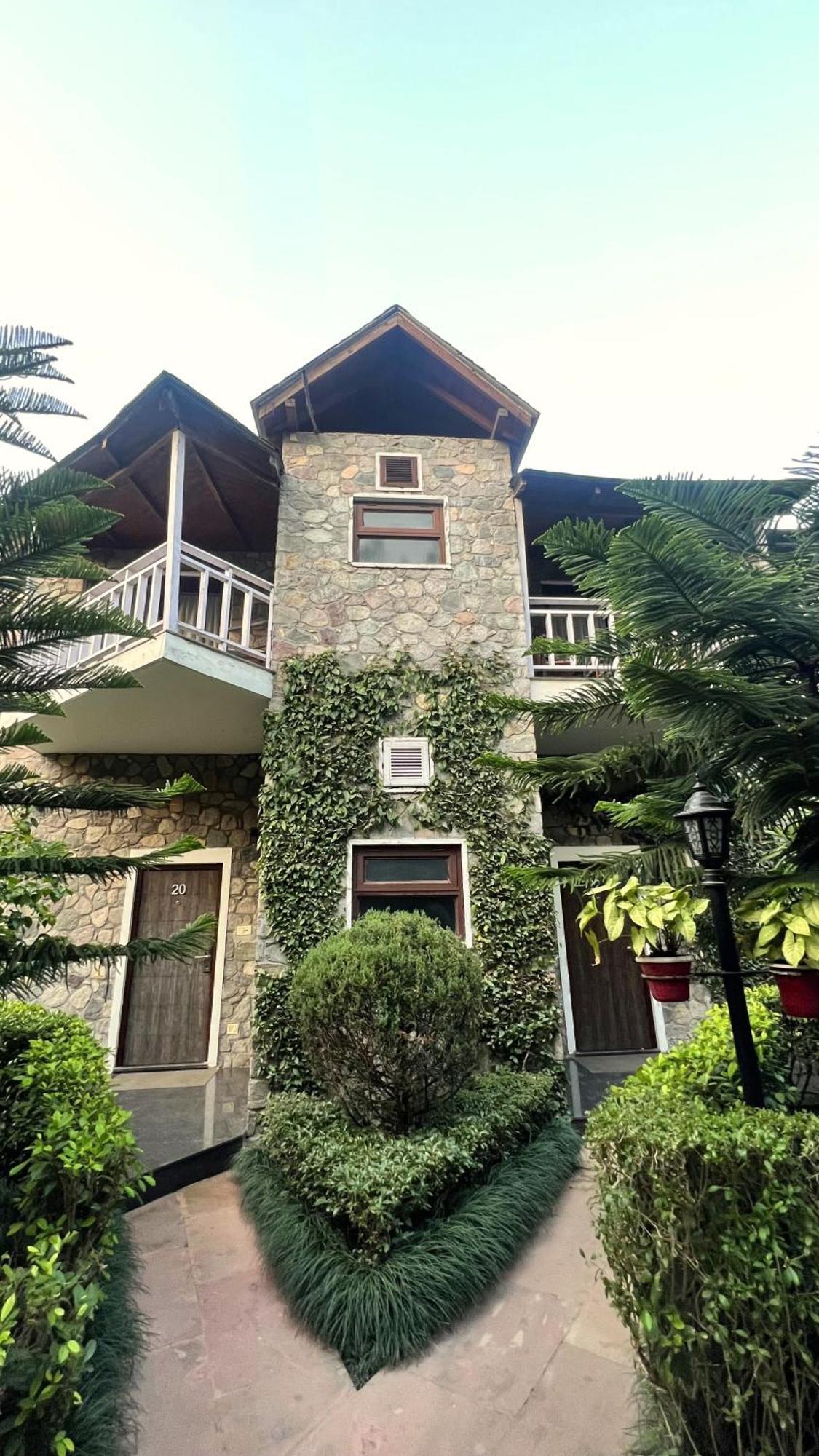 Wood Castle Spa & Resort Dhikuli Dış mekan fotoğraf